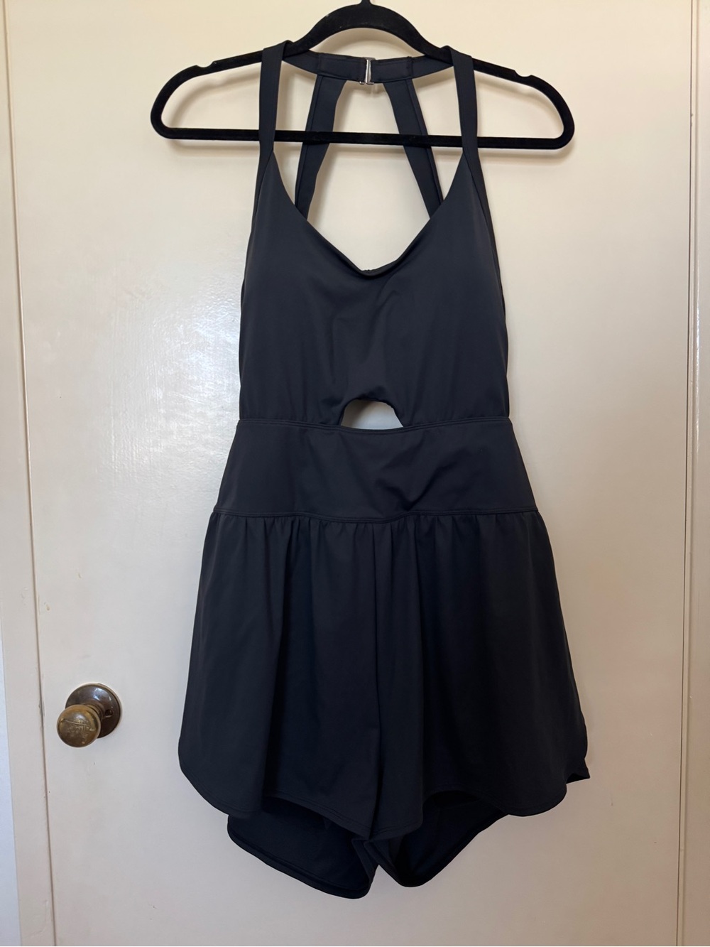 Halara SoftlyZero Tummy Control 2-in-1 Yoga Jumpsuit Black XL NWOT - Picture 2 of 10